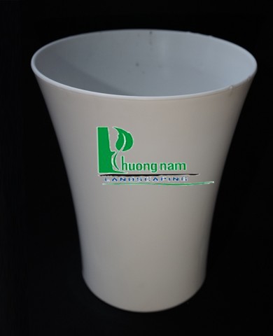 Chậu nhựa loe 38 x 28 cm (trắng)